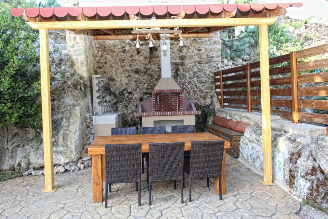 Villa Irini'S Home, Chromonastiri Khromonastírion Exteriör bild